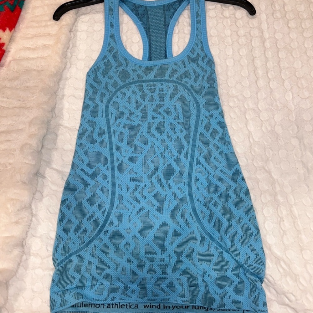 Lululemon limited edition seawheeze swiftly tank